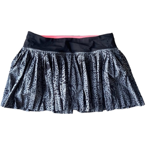 Lululemon Pleat To Street Skirt II
Watermark Slate Black size 6 - Picture 7 of 14